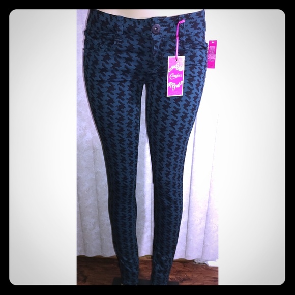 Candie's Pants - New! CANDIE'S Skinny houndstooth pants sz.5